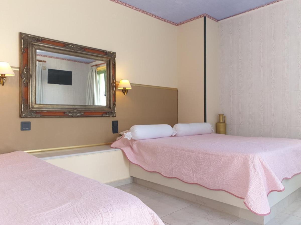 Room Amariliz Hersonissos  Bagian luar foto